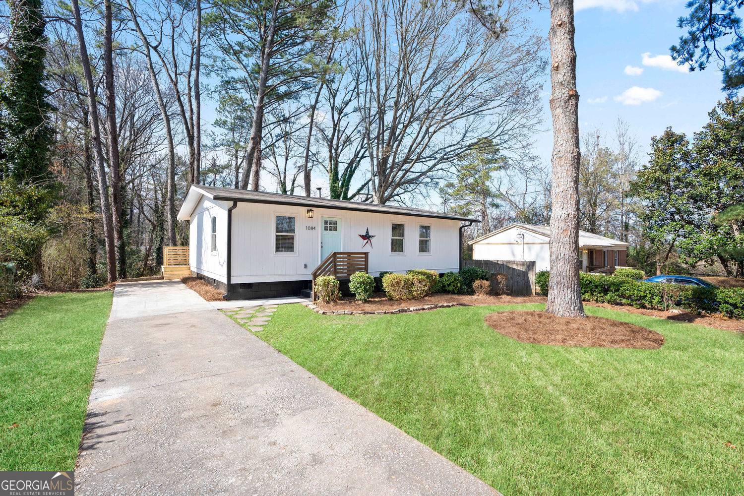 Atlant, GA 30331,1084 Fairburn RD NW