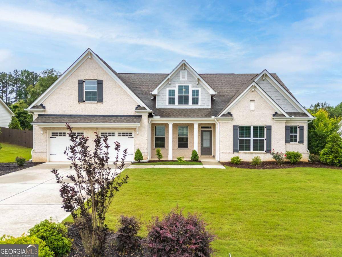 Hoschton, GA 30548,840 Champagne LN