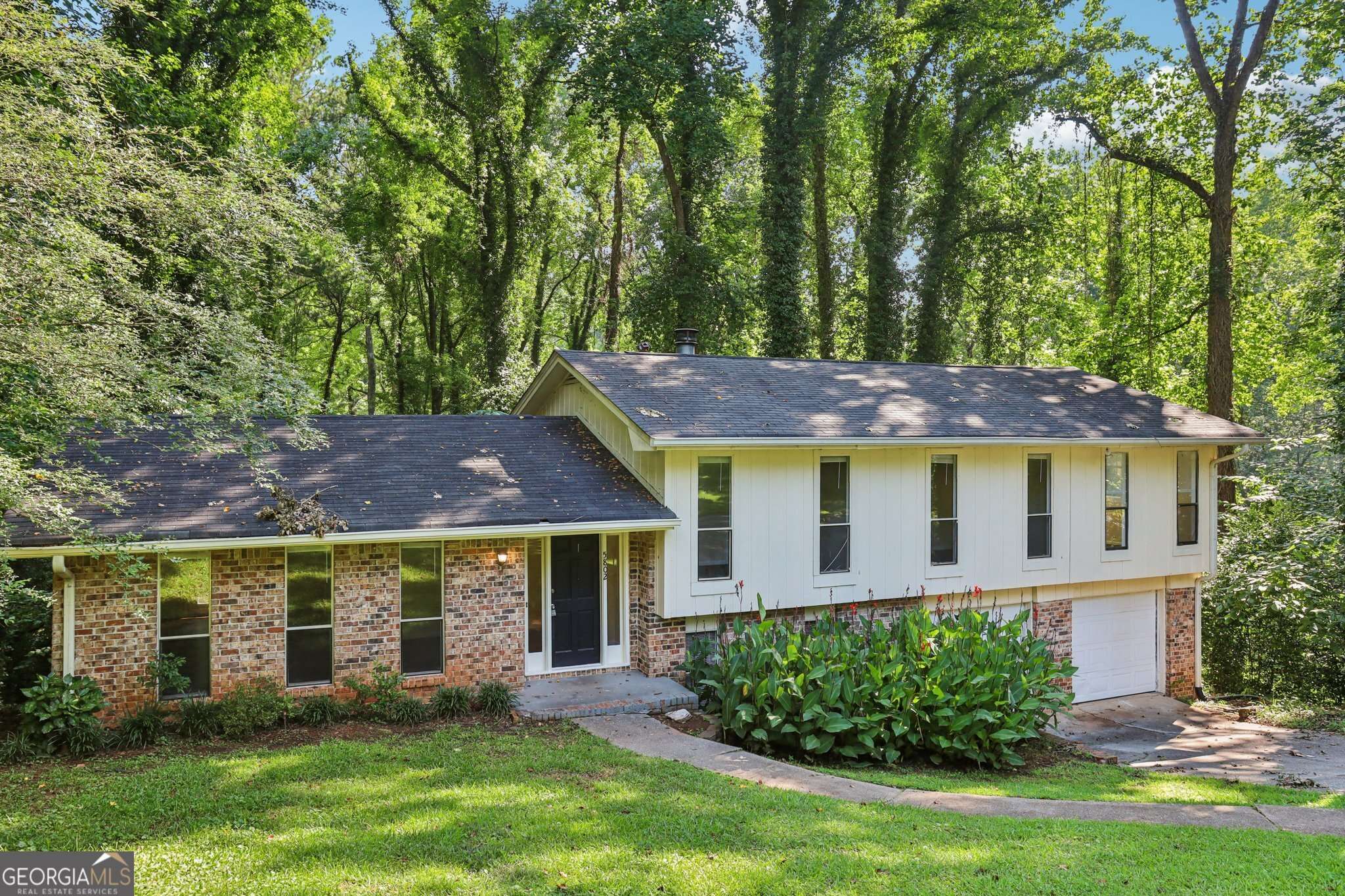 Stone Mountain, GA 30087,5802 Simone DR
