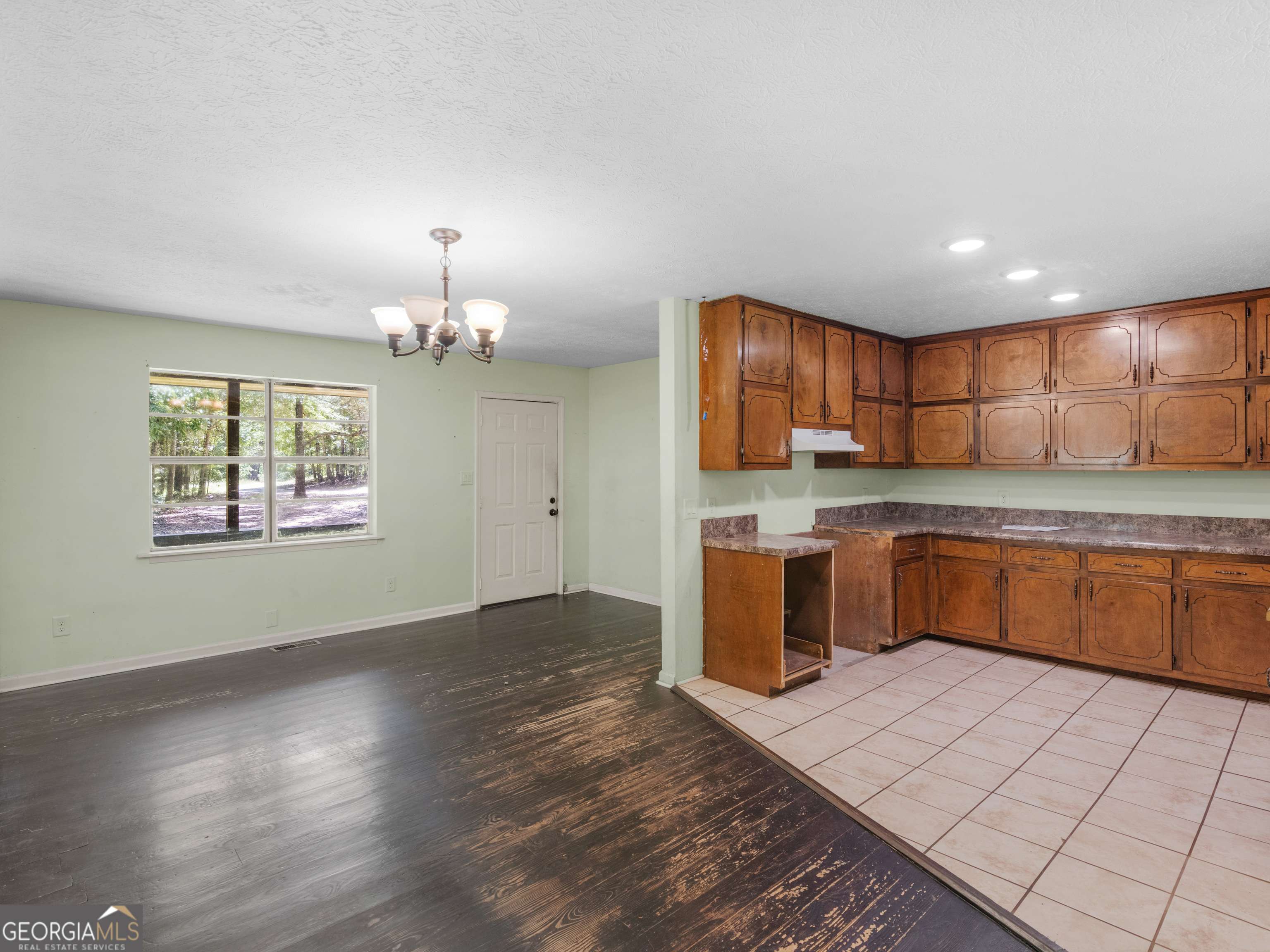 Meansville, GA 30256,710 Hagans Mountain RD