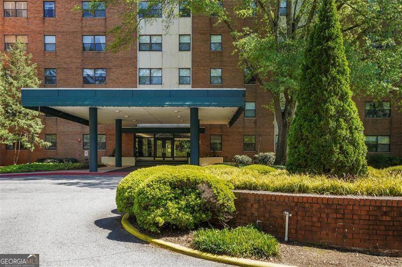 Atlanta, GA 30305,2965 PHARR COURT SOUTH #1-110