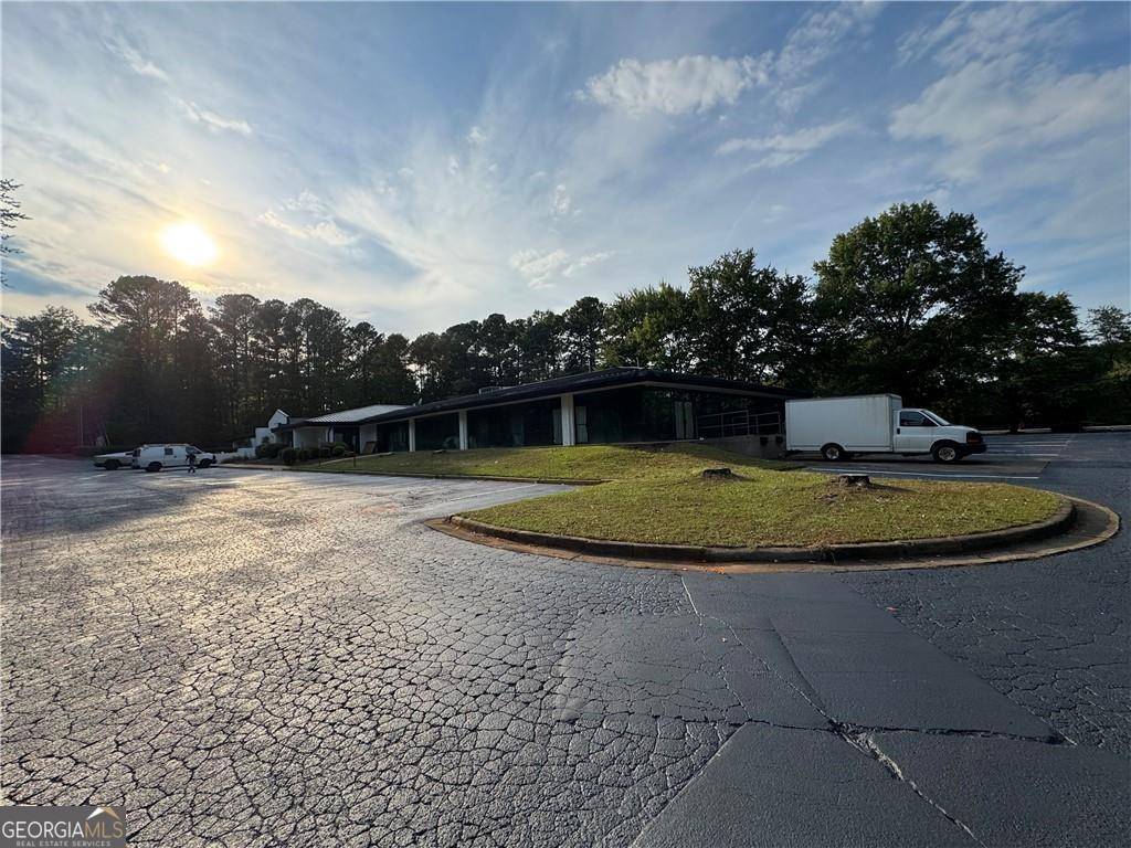Alpharetta, GA 30005,5000 Mcginnis Ferry RD