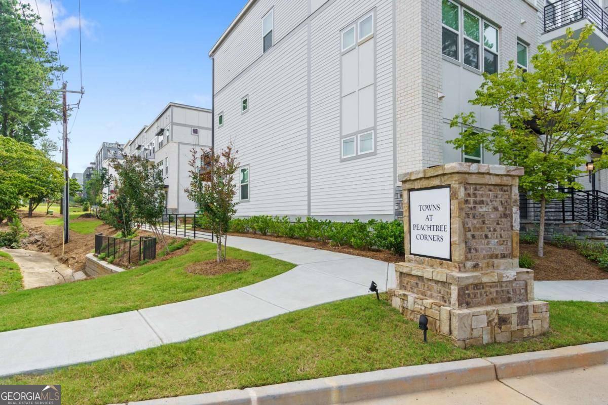 Peachtree Corners, GA 30092,3316 Cherry Grove LN