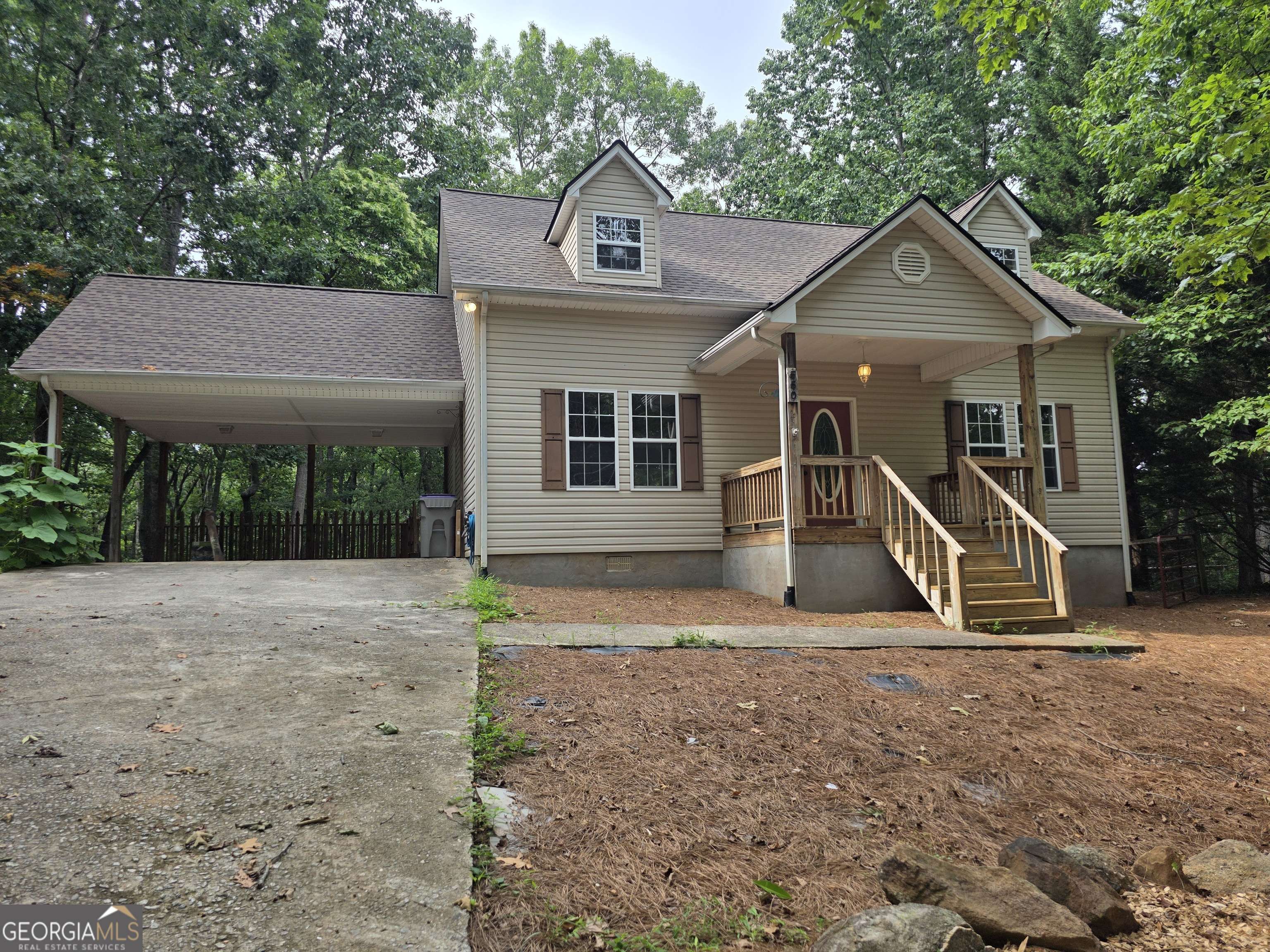 Cleveland, GA 30528,550 Washboard RD