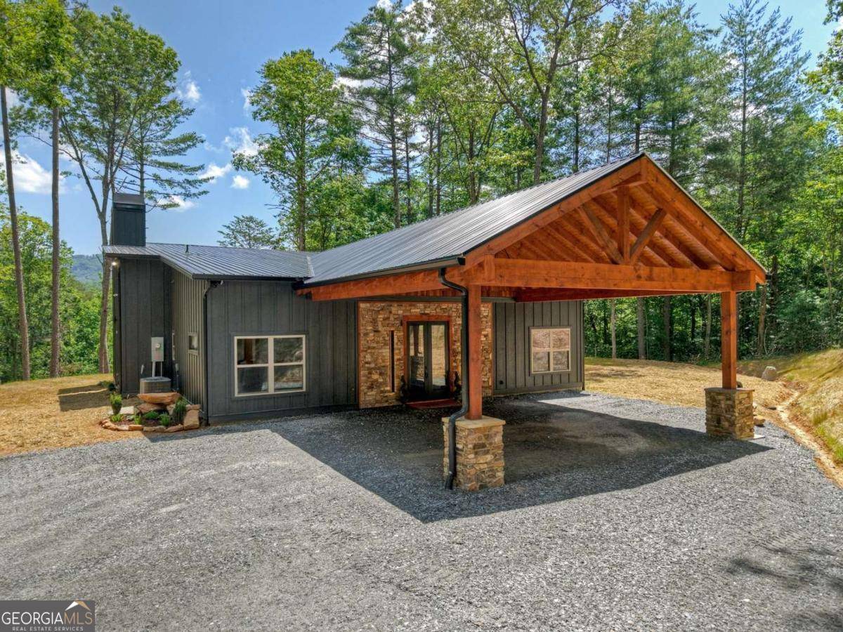 Mineral Bluff, GA 30559,2461 Salem RD