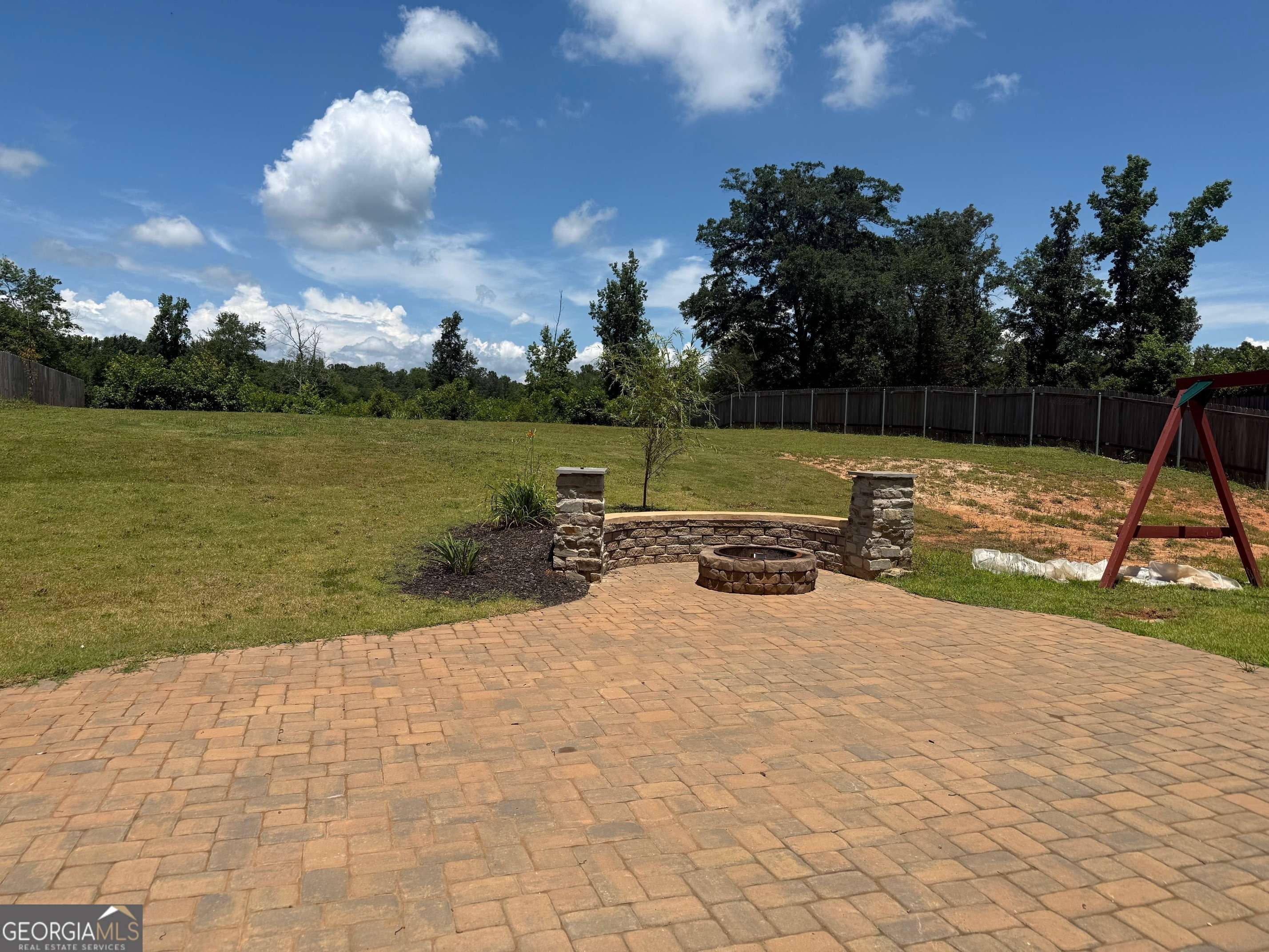 Hartwell, GA 30643,348 N Point CIR