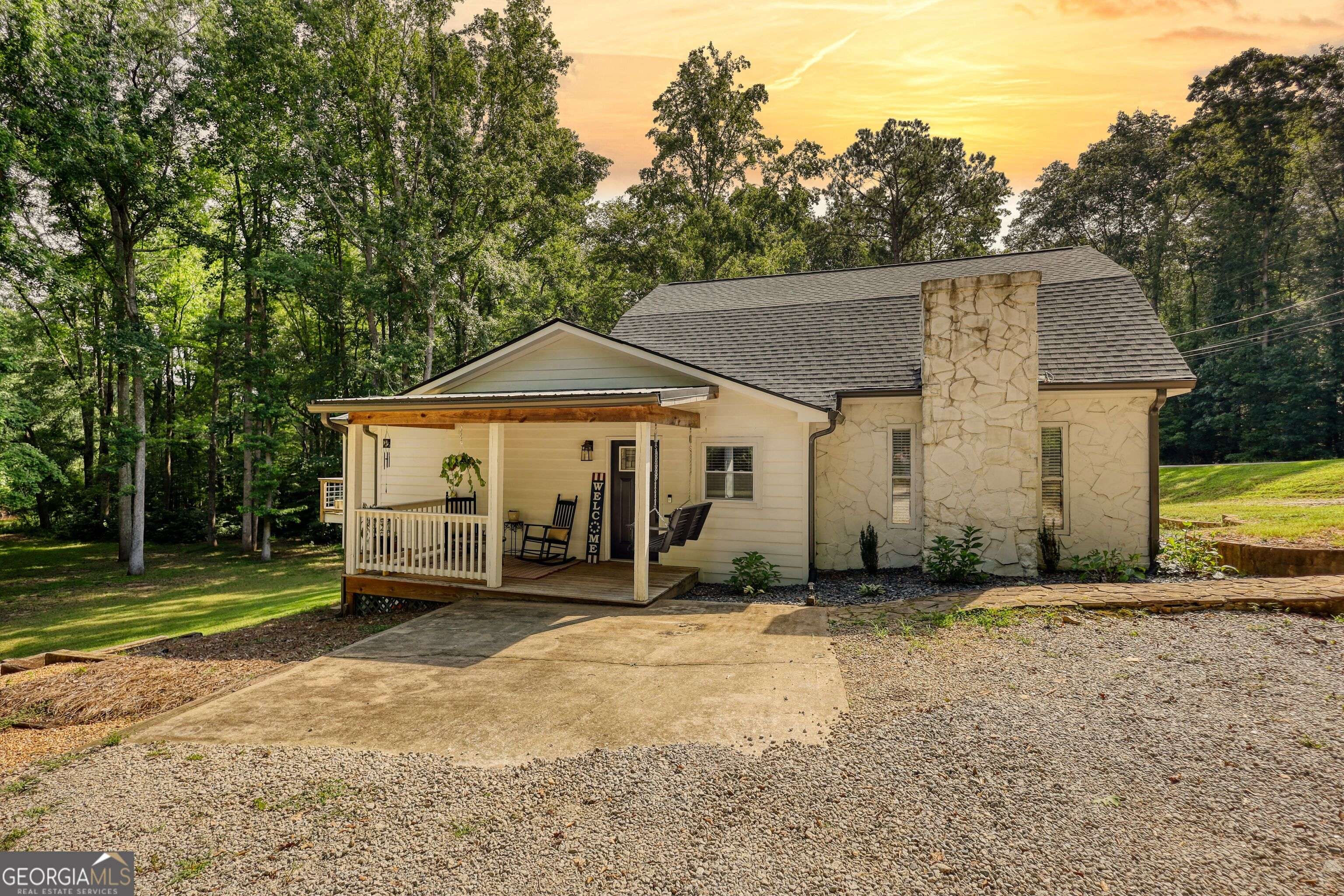 Eatonton, GA 31024,222 W River Bend Dr