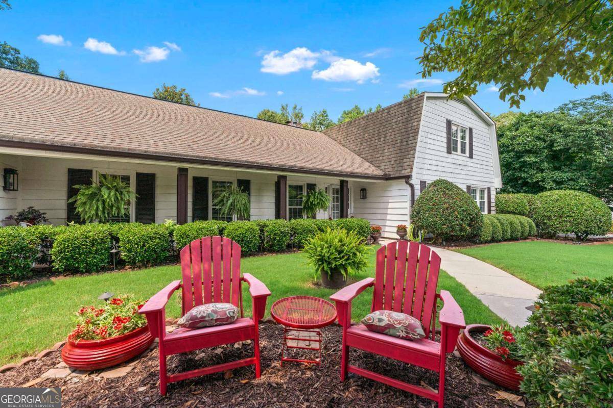 Roswell, GA 30076,200 Bent Grass DR