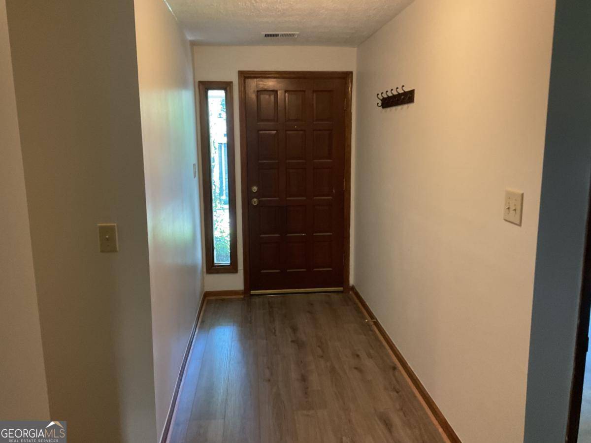Roswell, GA 30076,215 Lakeland CT