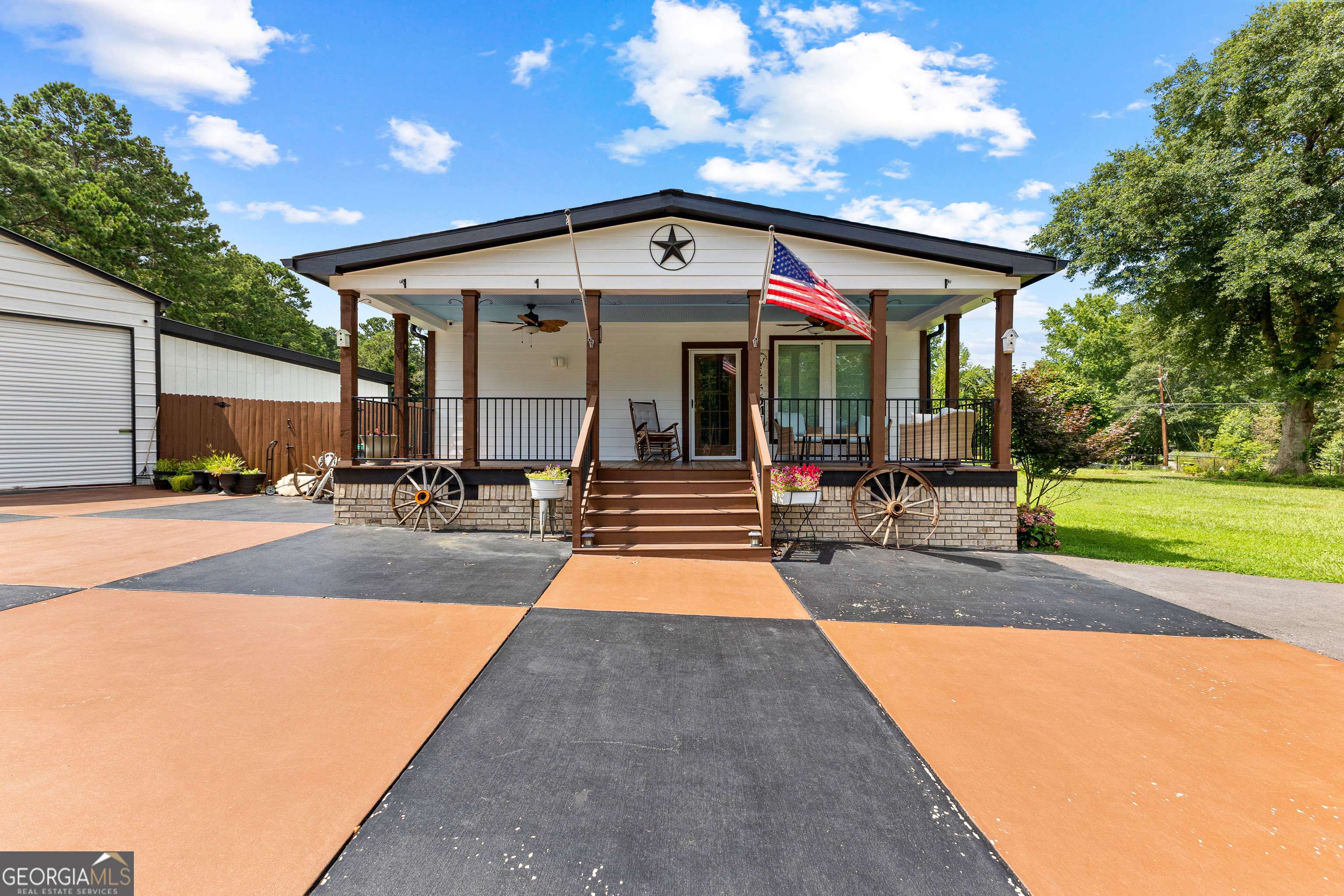 Hampton, GA 30228,80 David RD