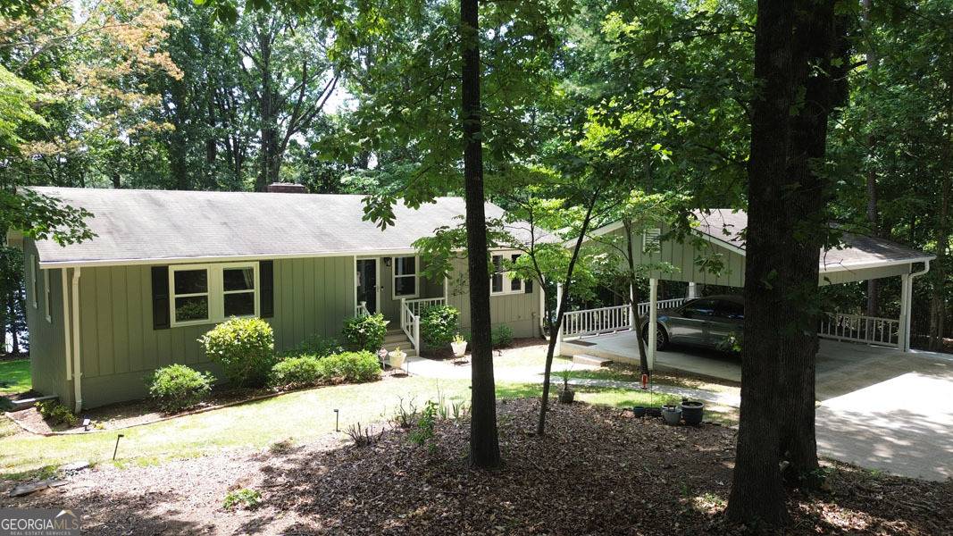 Lavonia, GA 30553,98 Rue Beau Rivage