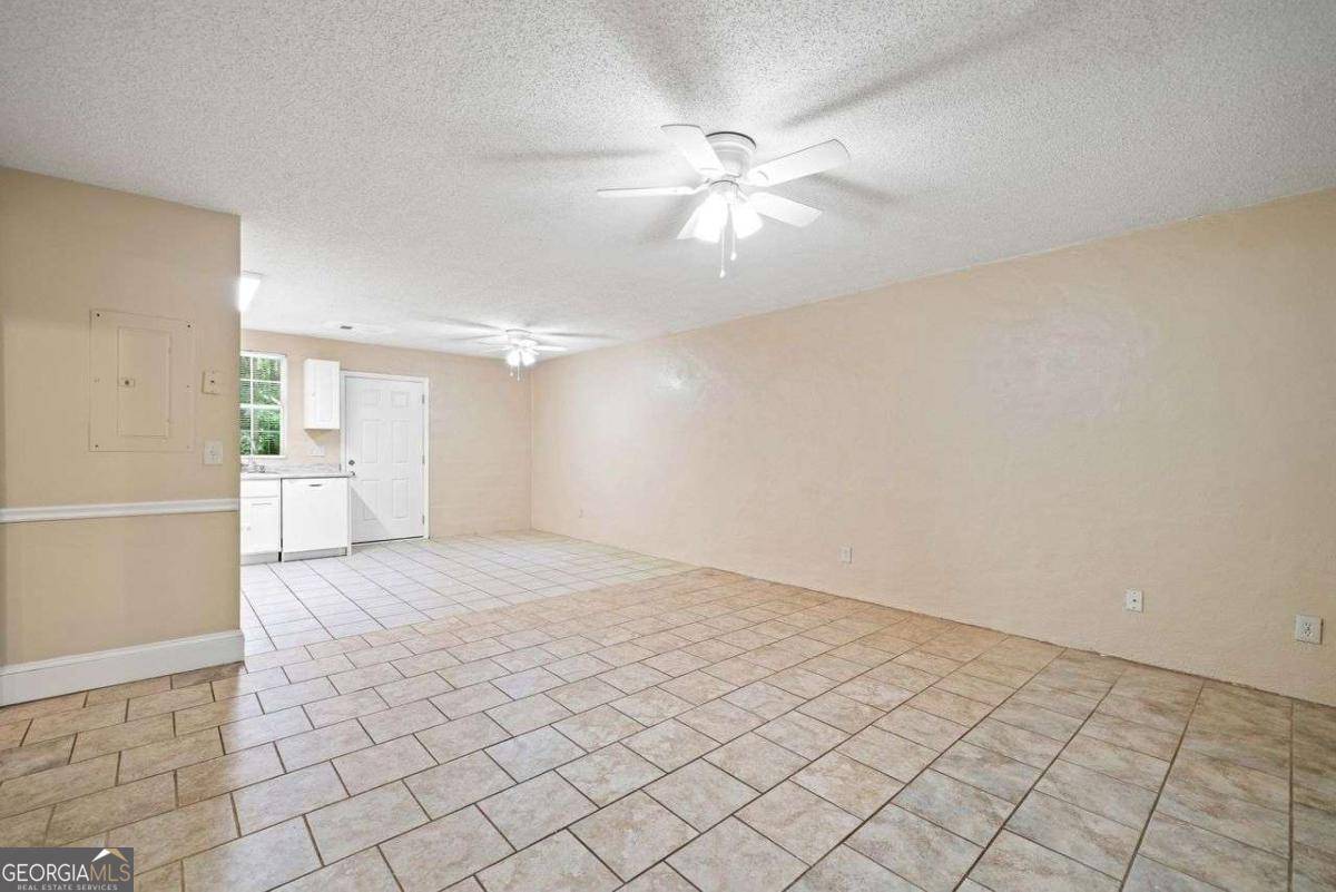 Villa Rica, GA 30180,1628 ROCKMART RD
