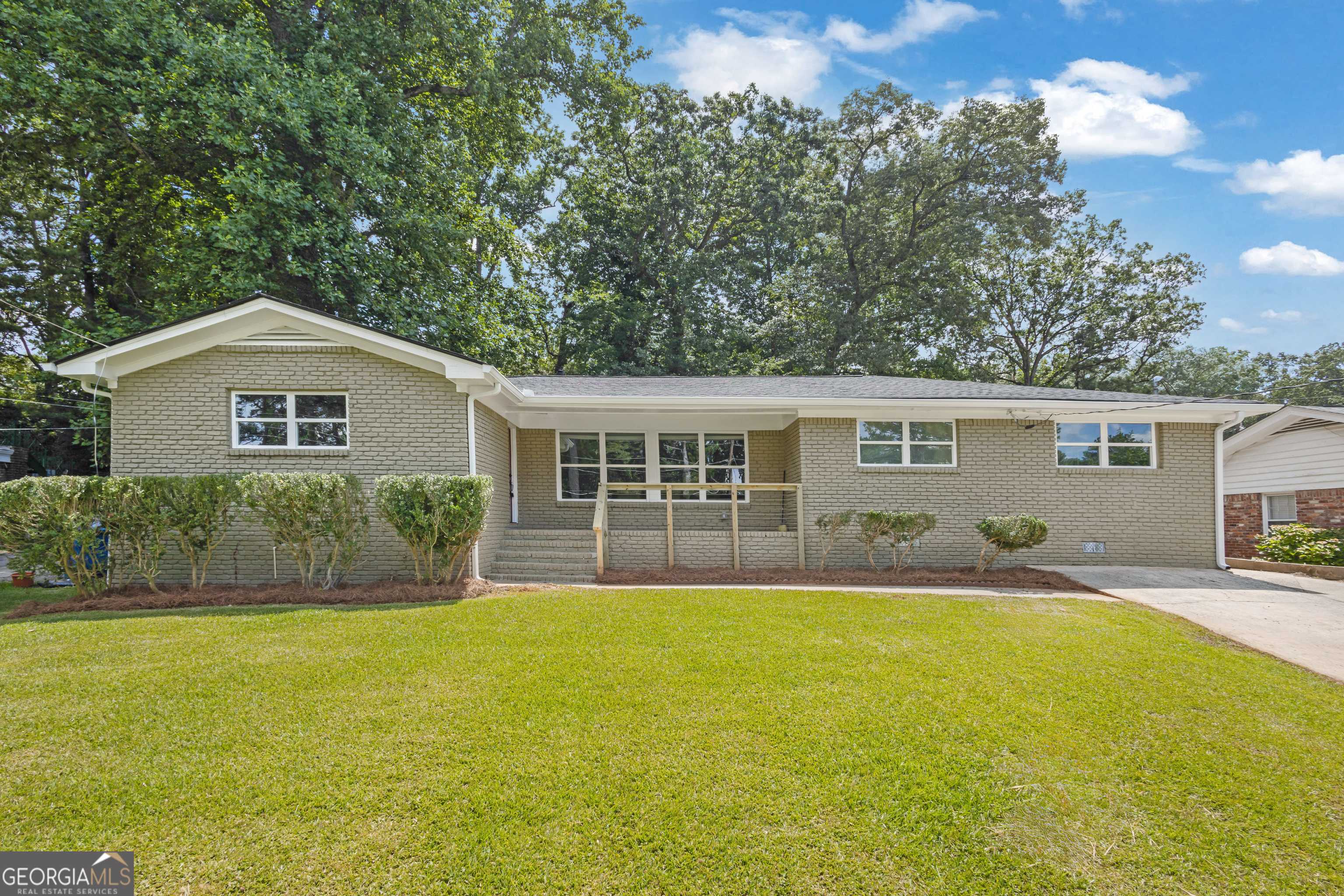 Atlanta, GA 30310,636 Brennan Lane Southwest LN SW