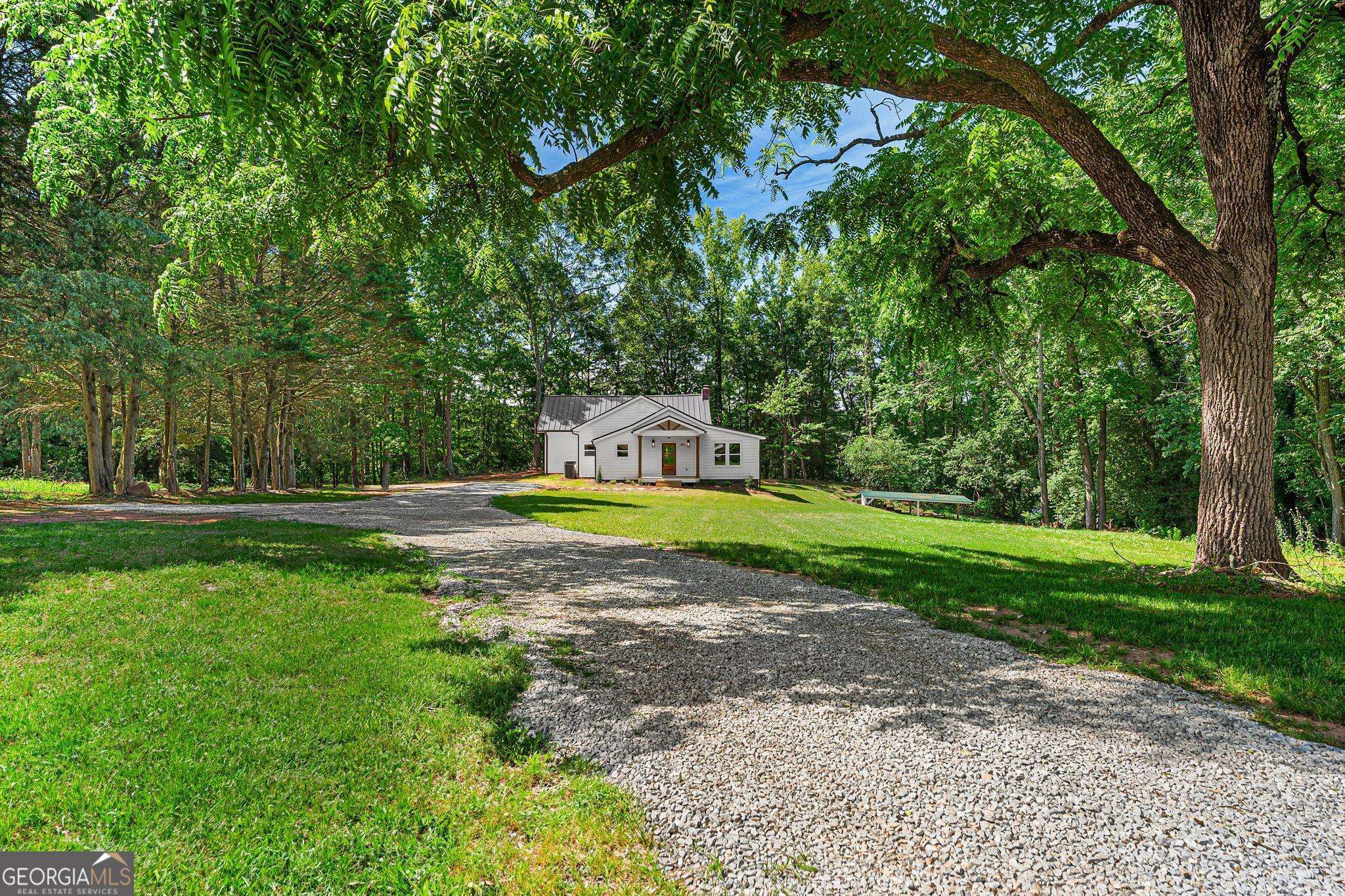 Hartwell, GA 30643,547 Old Beacon Light RD