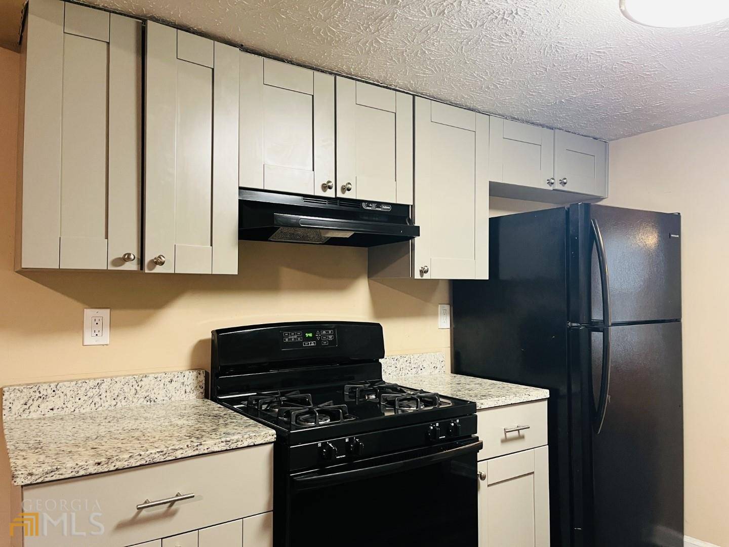 Riverdale, GA 30274,6527 River Park DR