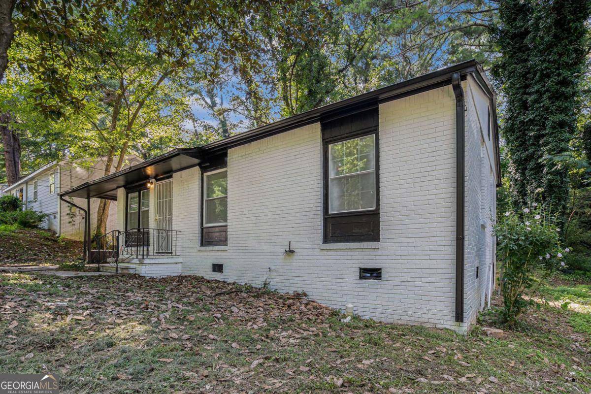 Atlanta, GA 30331,836 Bolton RD NW