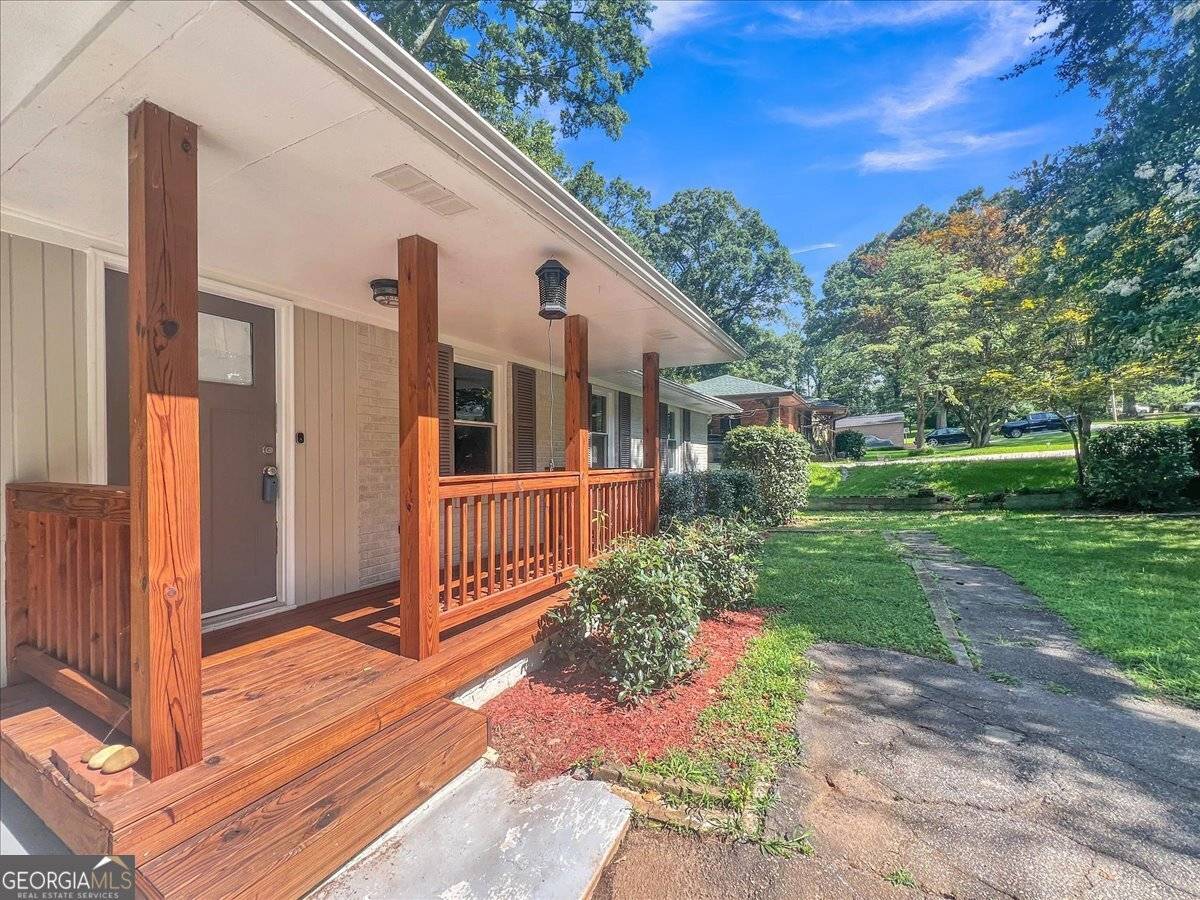 Atlanta, GA 30344,2473 Harwood DR