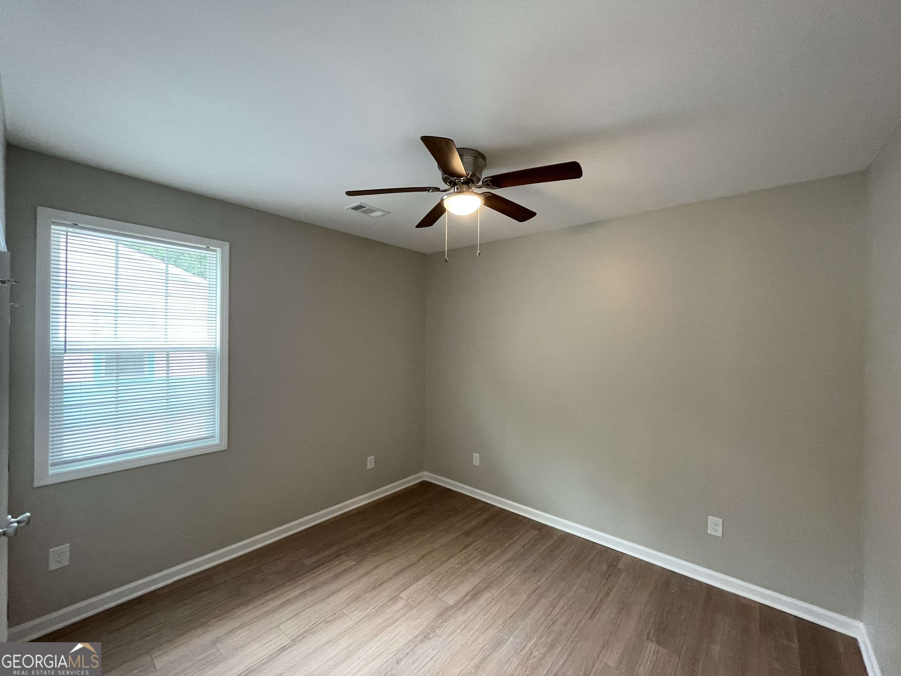 Newnan, GA 30263,66 Glenn ST