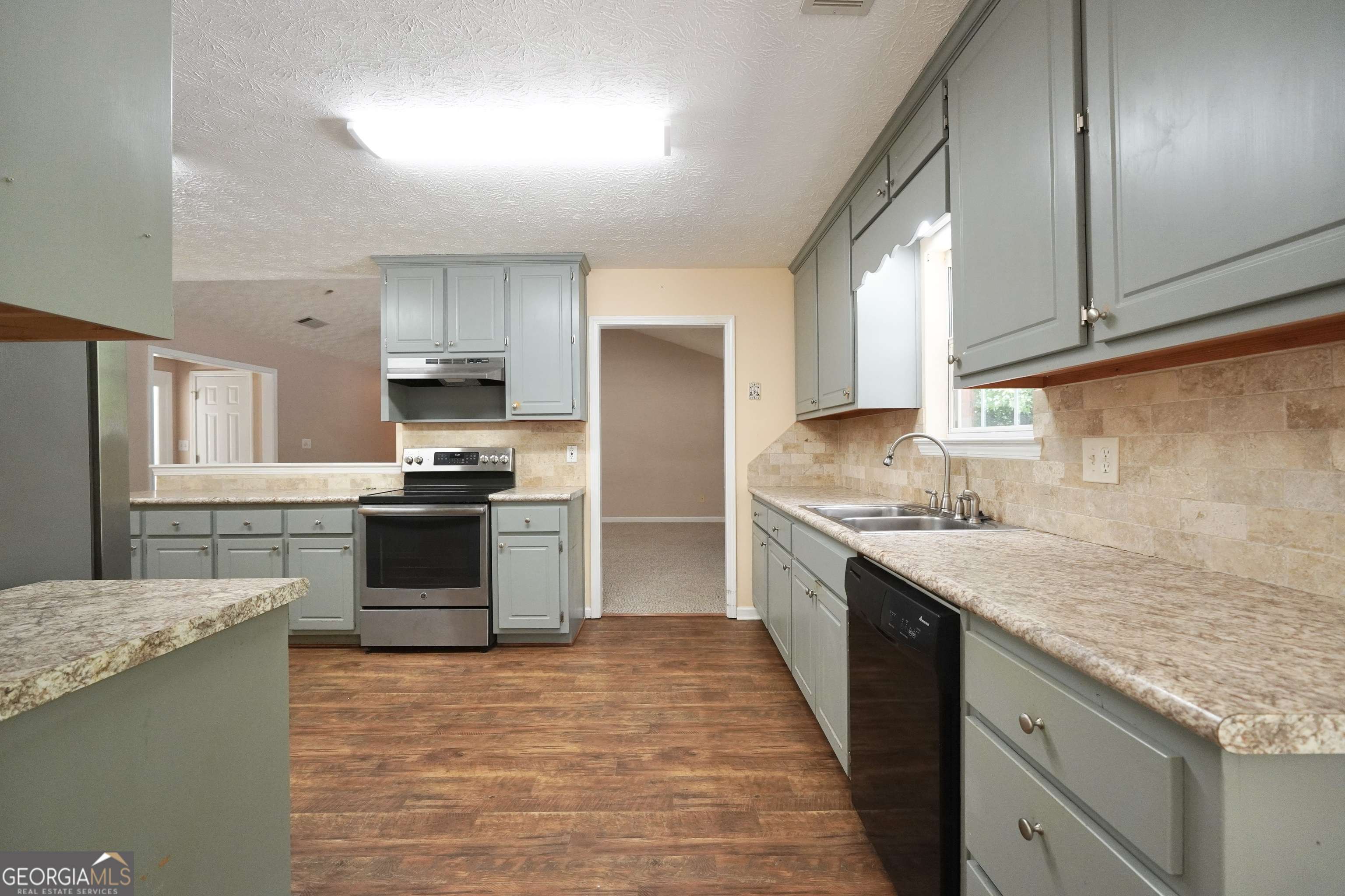 Mcdonough, GA 30252,502 S Ola RD