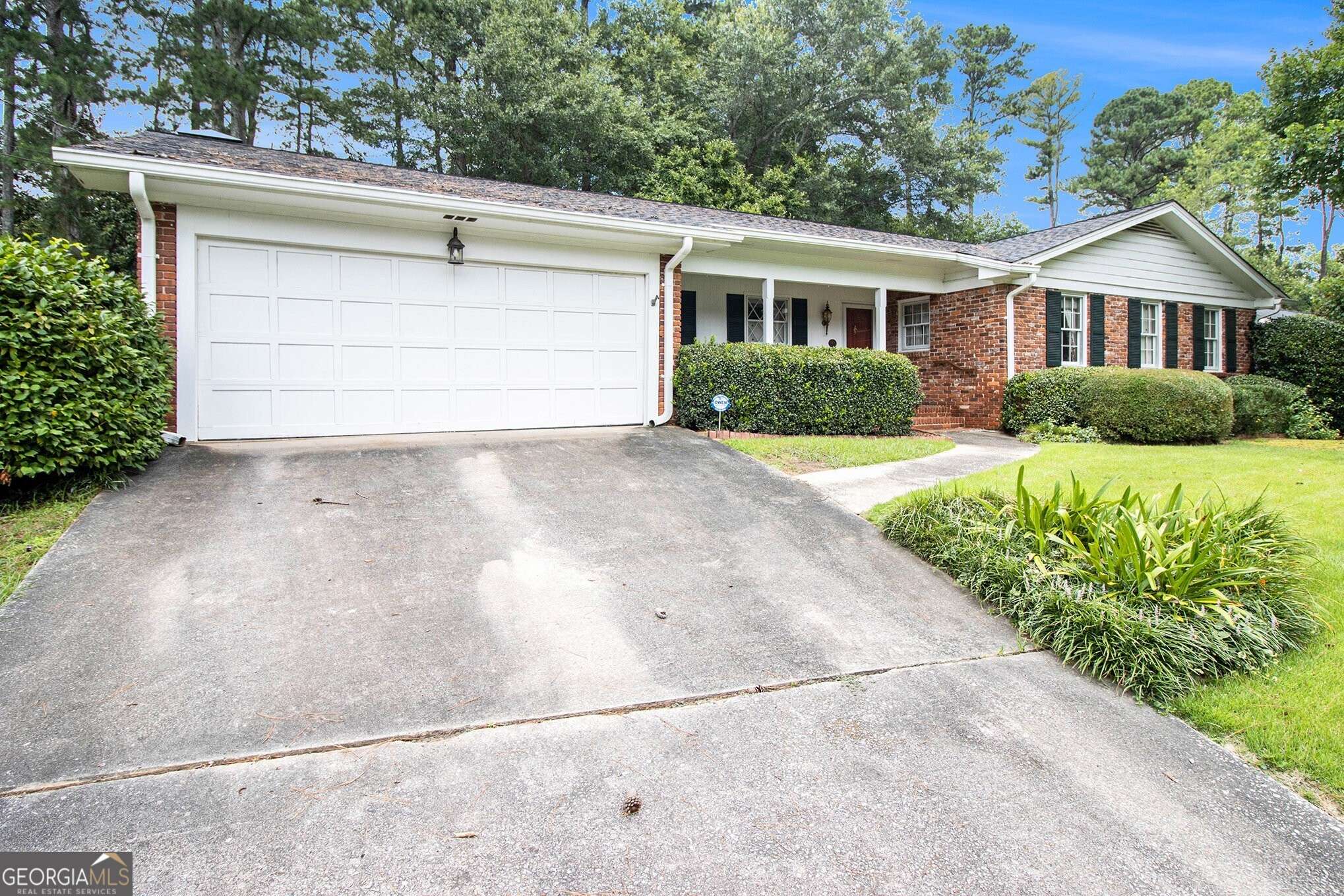 Atlanta, GA 30345,2202 Lebaron DR NE