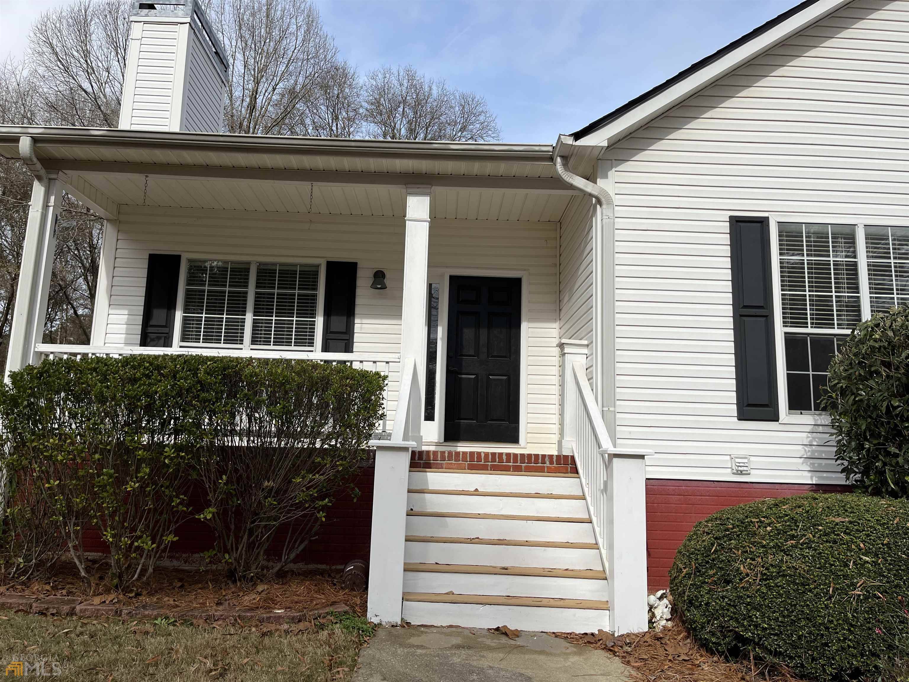 Senoia, GA 30276,214 Piedmont DR