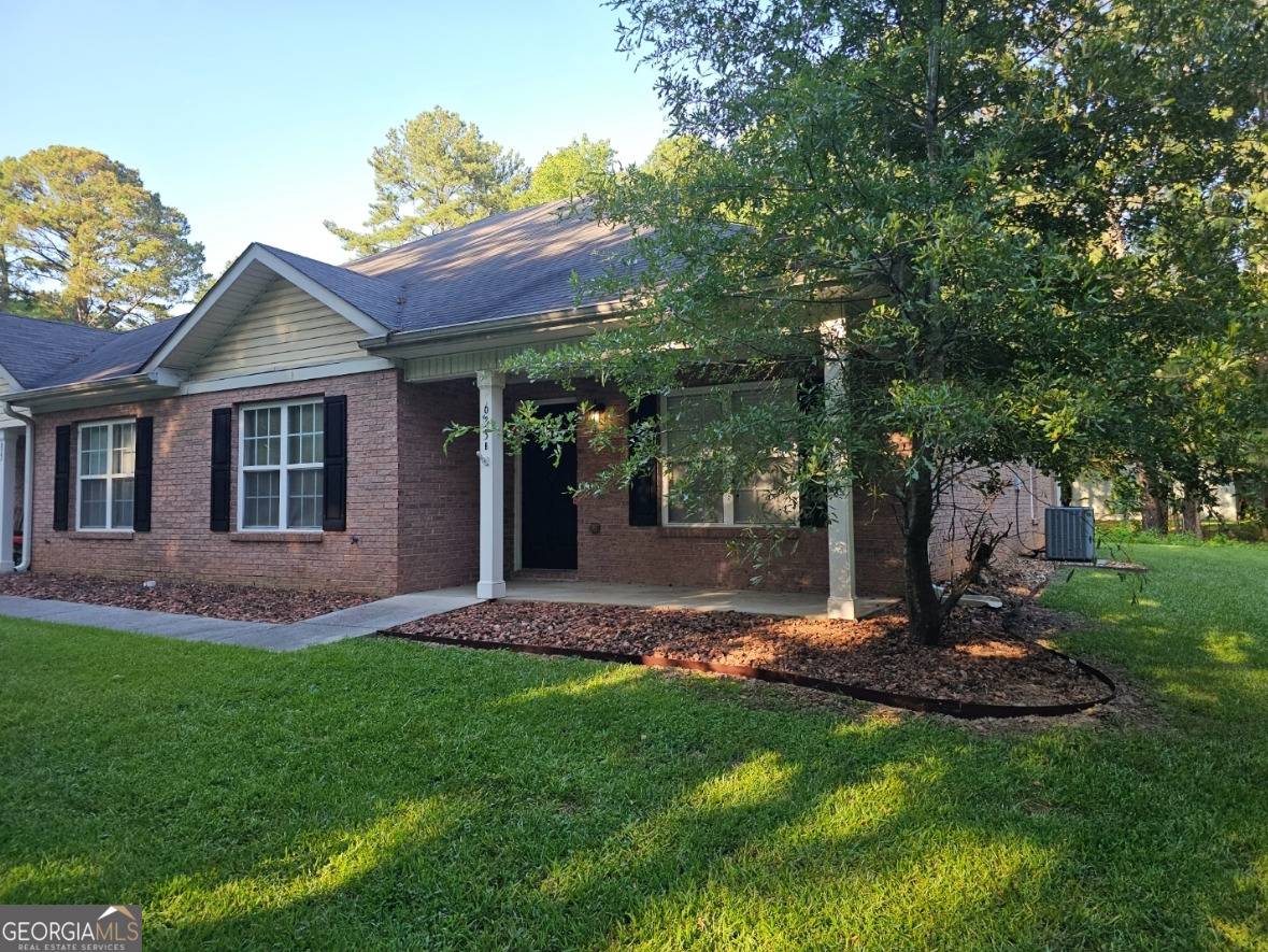 Tyrone, GA 30290,633 Senoia Road #B