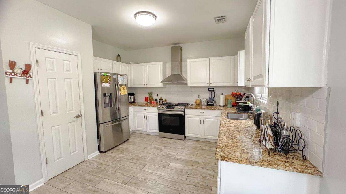 Buford, GA 30519,2144 Beacon Crest DR