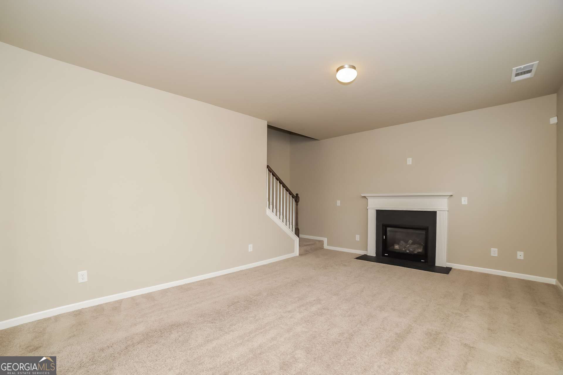 Dallas, GA 30157,206 West Bridge PARK