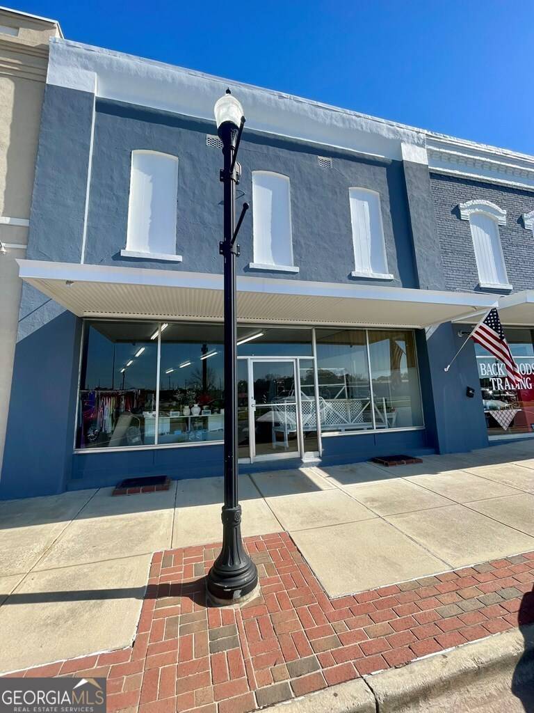 Sylvester, GA 31791,109 E Front ST