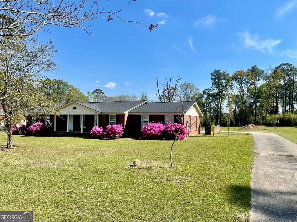 Sylvester, GA 31791,106 Dunbar CIR