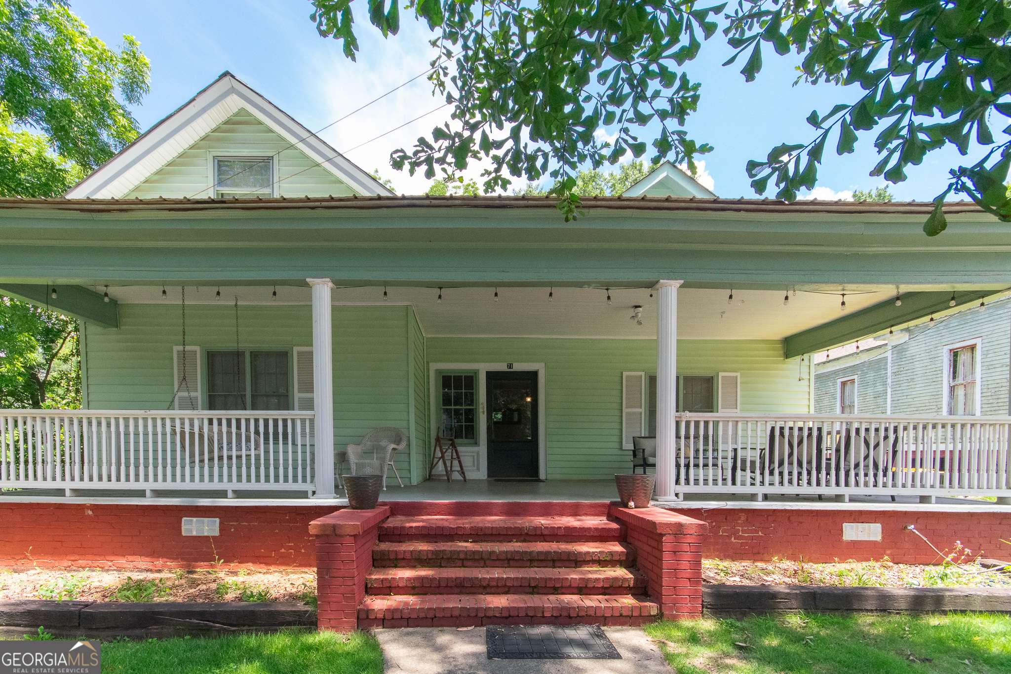 Newnan, GA 30263,71 Spring ST