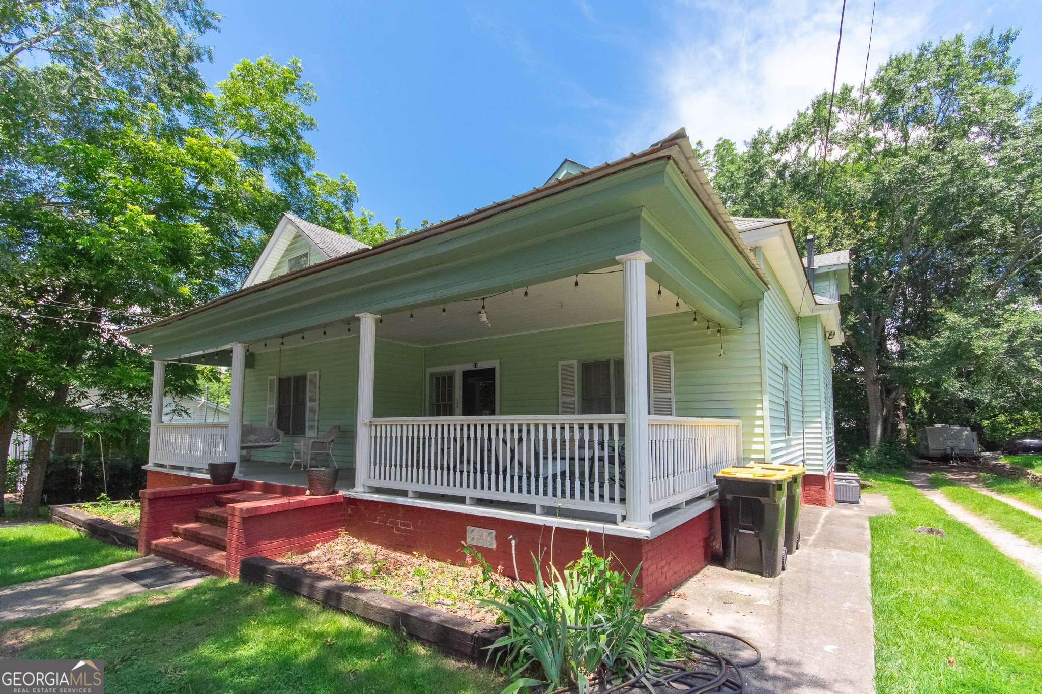 Newnan, GA 30263,71 Spring ST