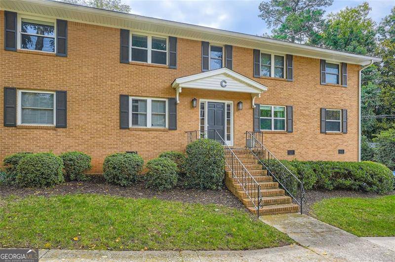 Atlanta, GA 30305,3510 ROSWELL #C2