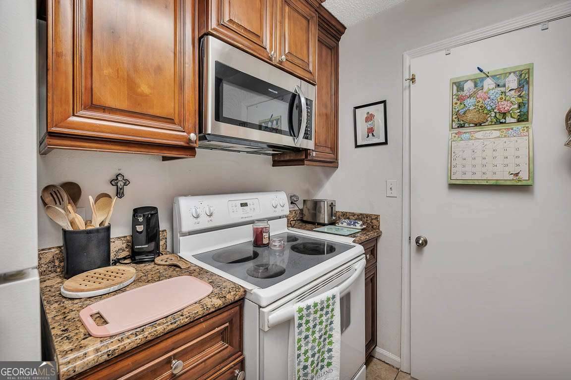 St. Simons, GA 31522,132 S Island Square DR