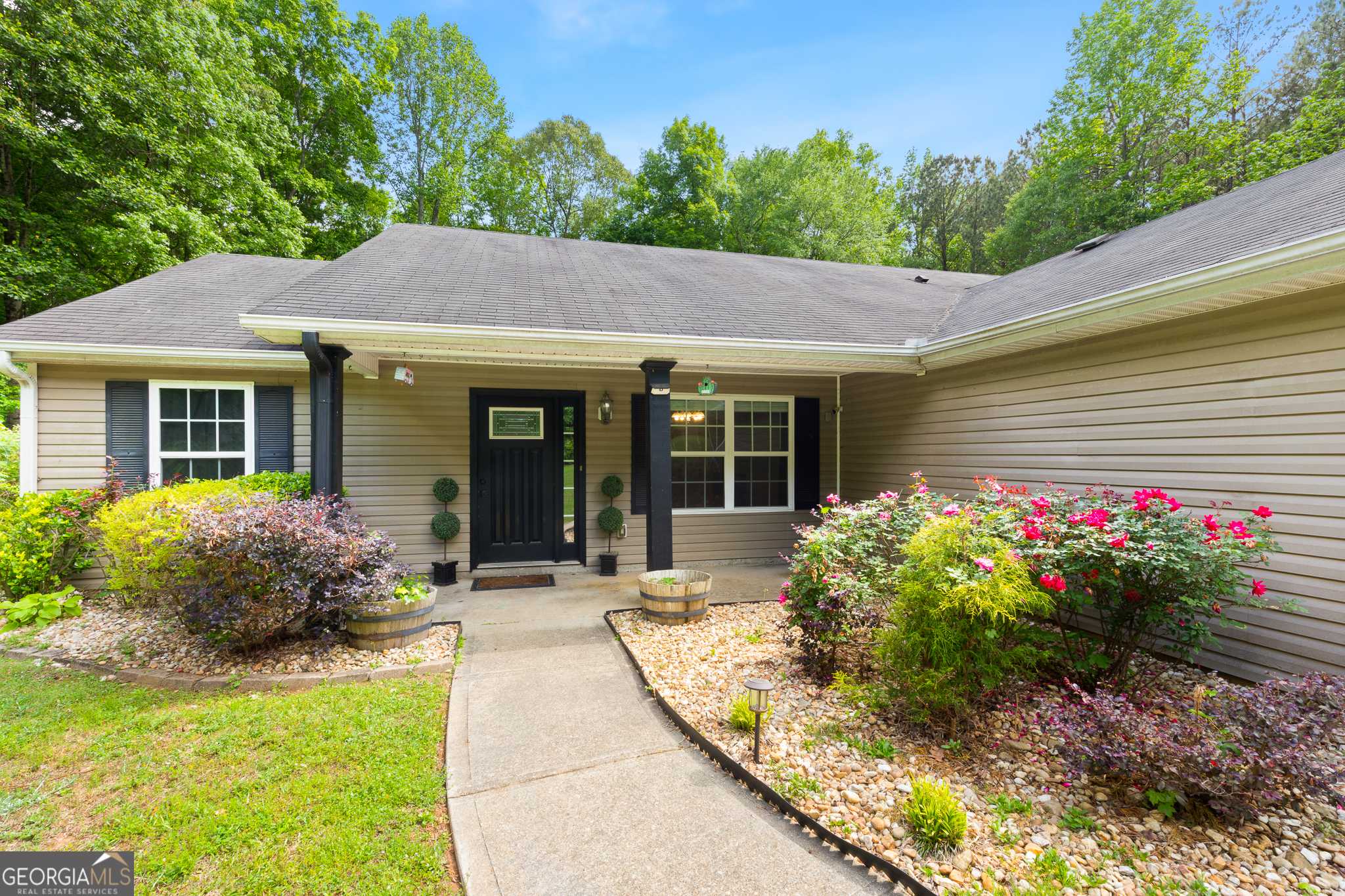 Sharpsburg, GA 30277,3775 Highway 16 E