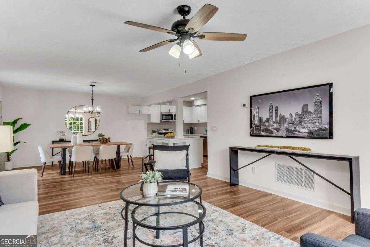 Atlanta, GA 30341,3091 Colonial WAY ##J3