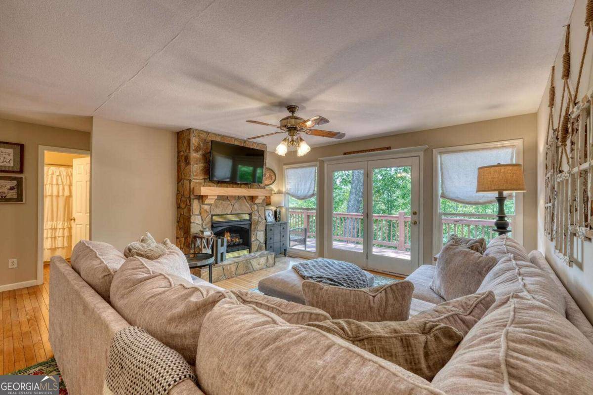 Hiawassee, GA 30546,2333 Lovingood RD