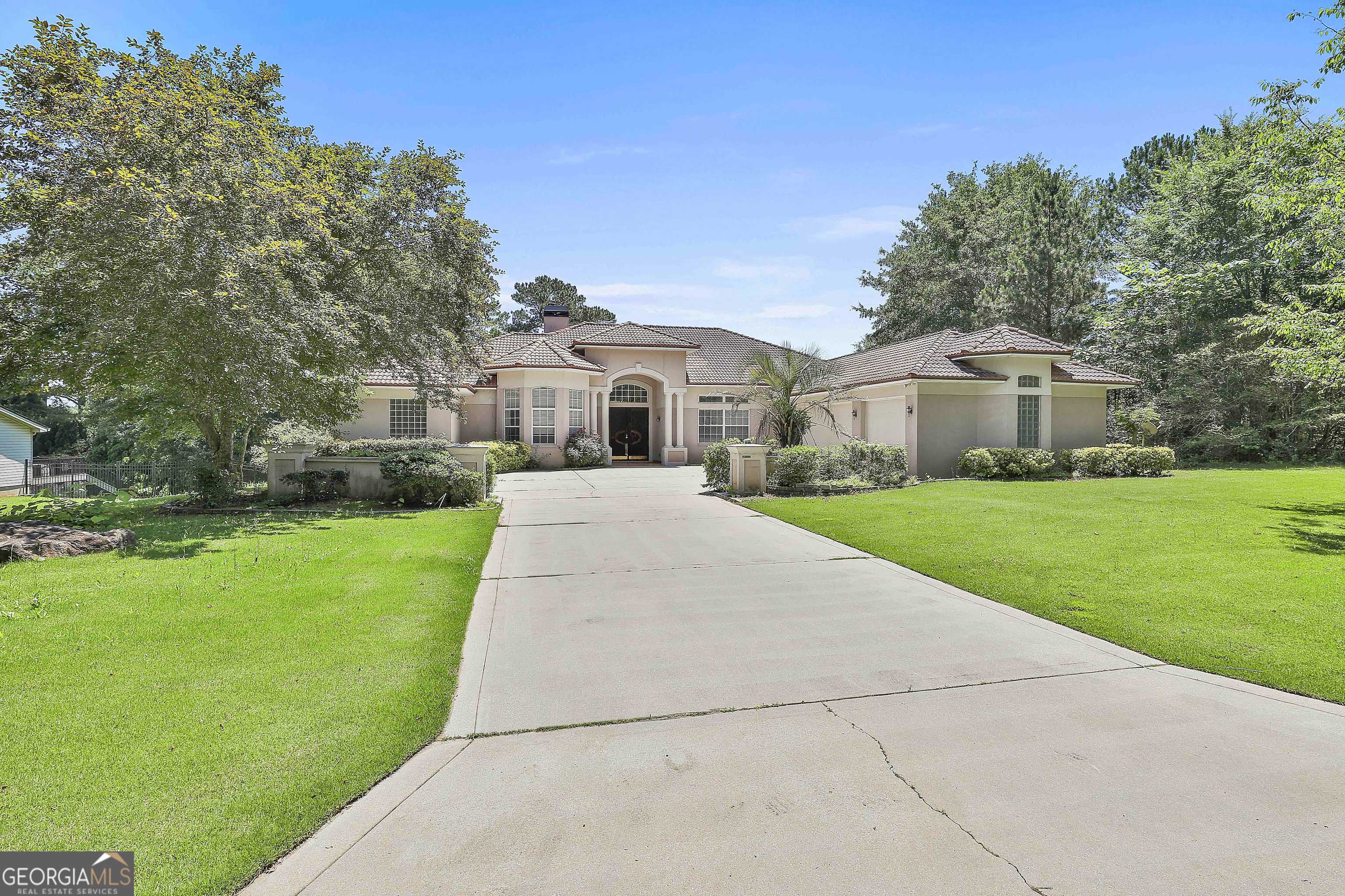 Jonesboro, GA 30236,8454 Seven Oaks DR