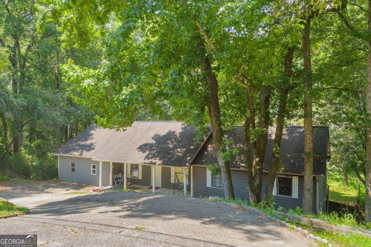 Loganville, GA 30052,165 Holly CT