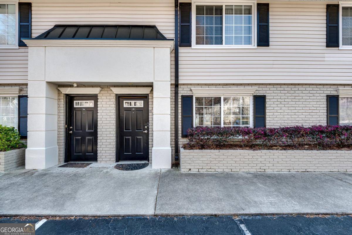 Atlanta, GA 30328,6940 Roswell RD #5B