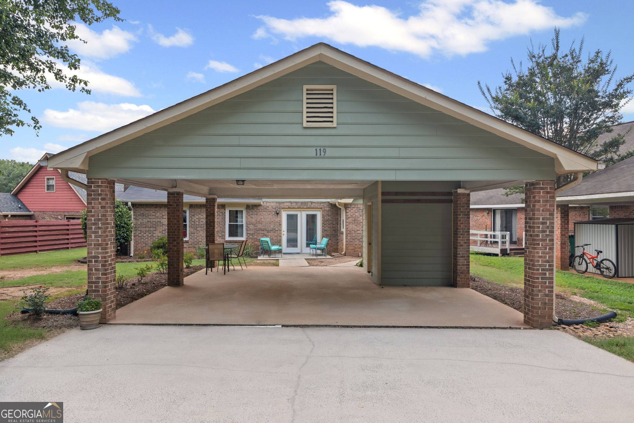 Carrollton, GA 30117,119 Oxford SQ