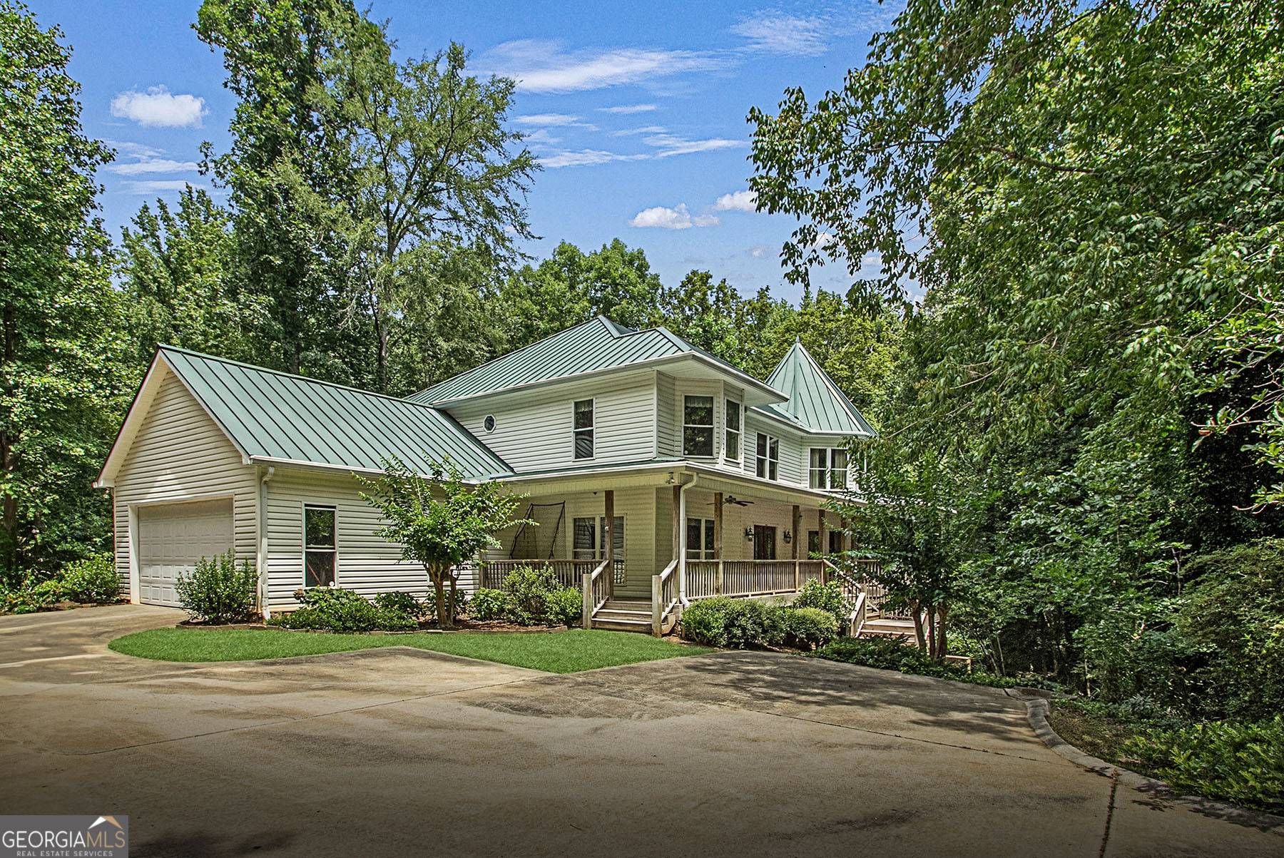 Forsyth, GA 31029,404 Blue Store RD