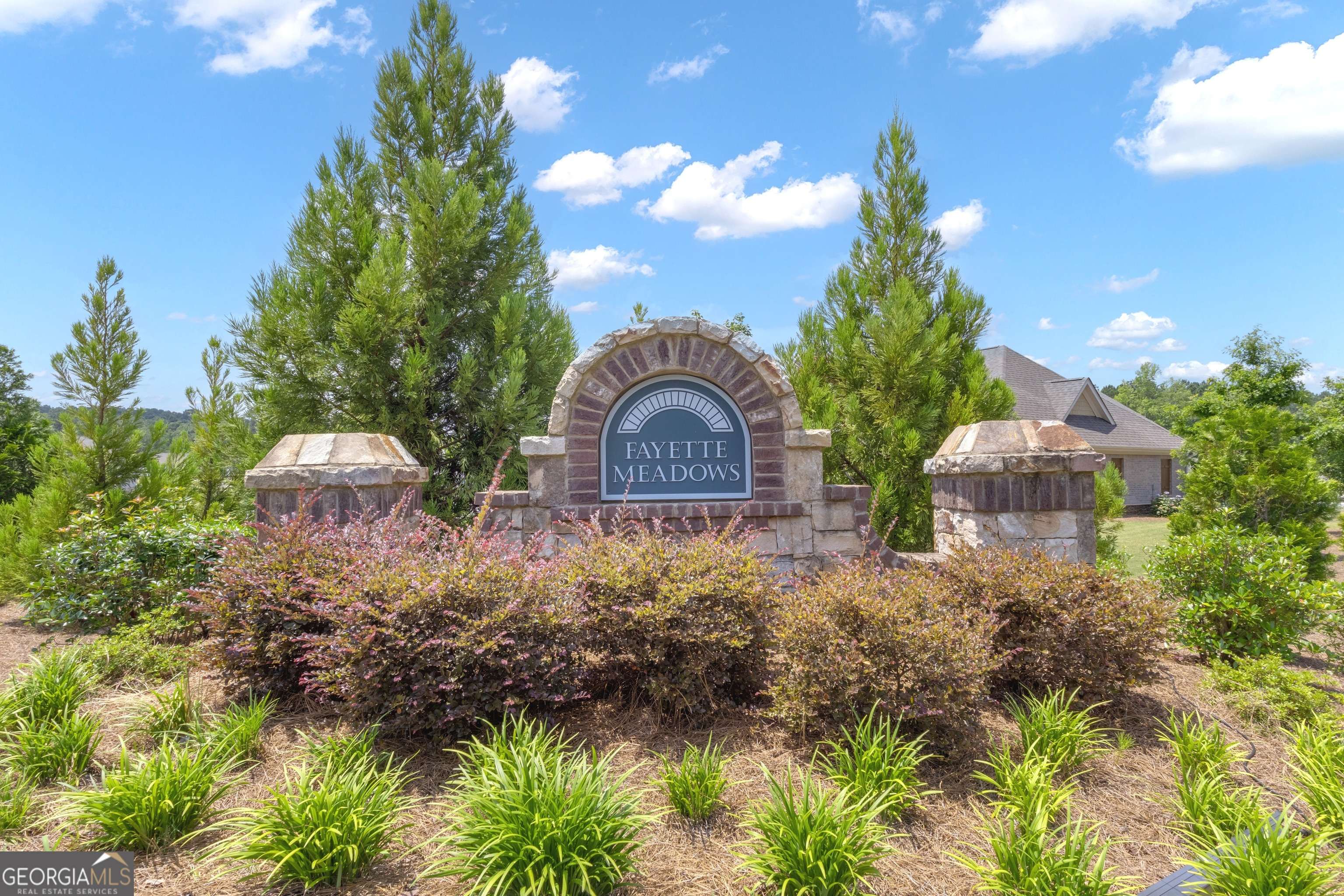 Fayetteville, GA 30215,270 Plainfield ST