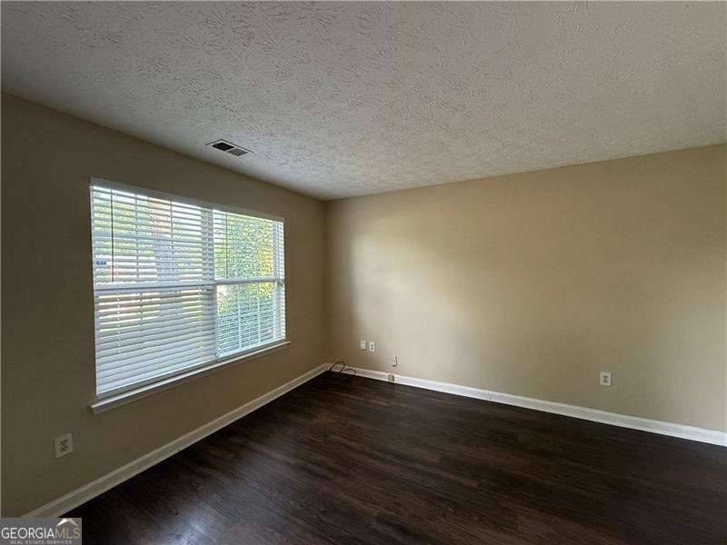 Atlanta, GA 30331,590 Birchberry TER SW