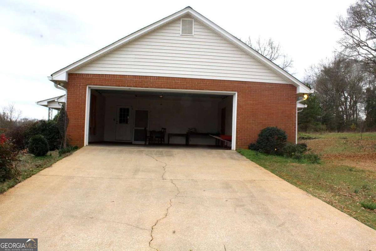 Watkinsville, GA 30677,2300 Colham Ferry RD