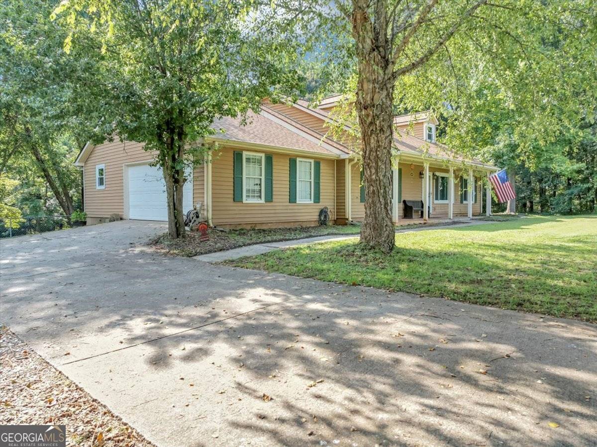 Mcdonough, GA 30252,260 Creekside WAY