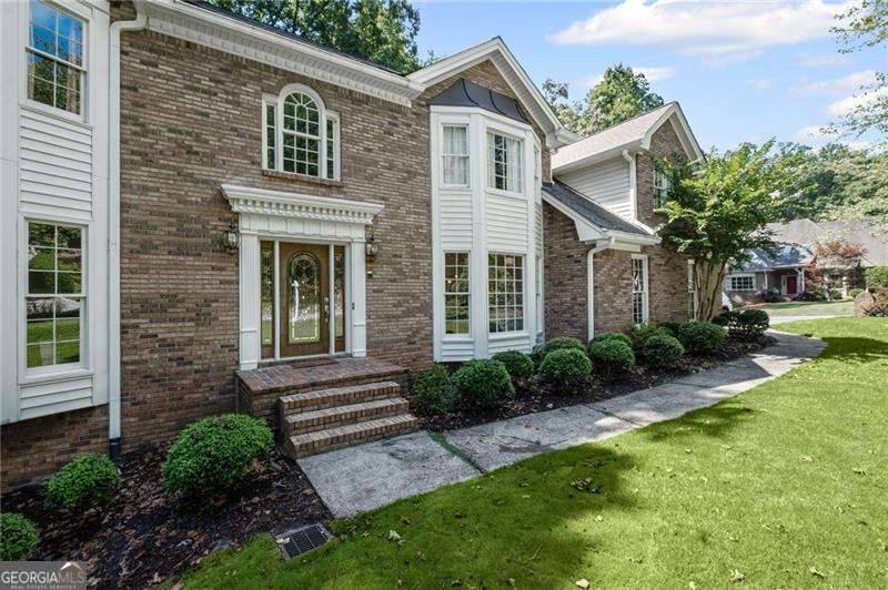 Roswell, GA 30075,925 Ferncroft CT