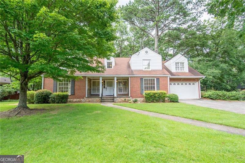 Avondale Estates, GA 30002,90 Clarendon AVE