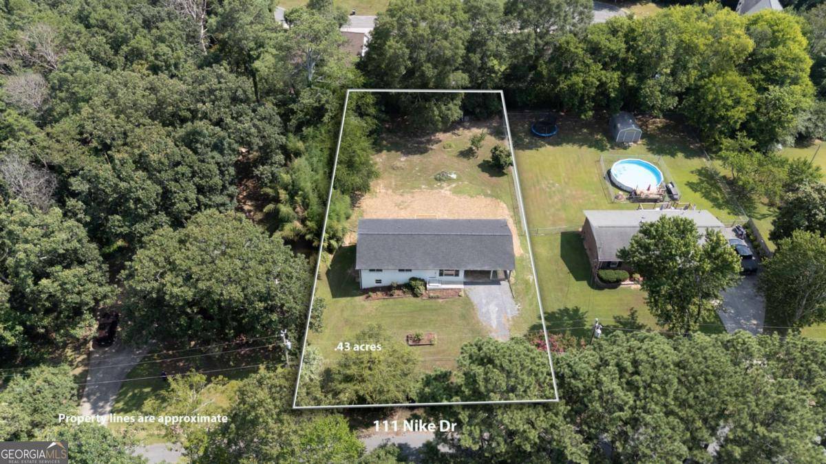 Calhoun, GA 30701,111 Nike DR