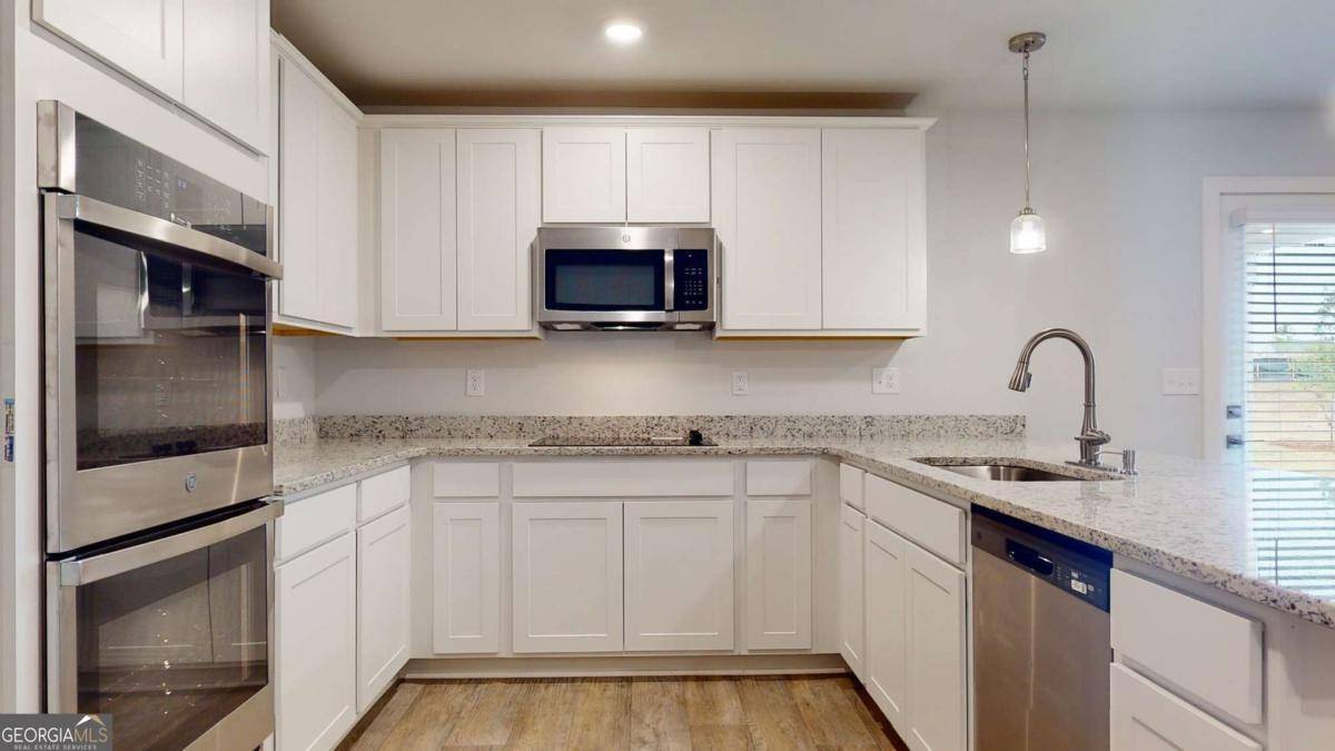 Fairburn, GA 30213,85 Jacoby DR #100